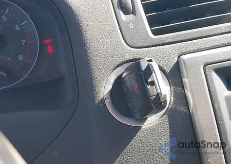 2008 Volvo C70 T5 z USA, uszkodzony, nr VIN YV1MC67248J049866